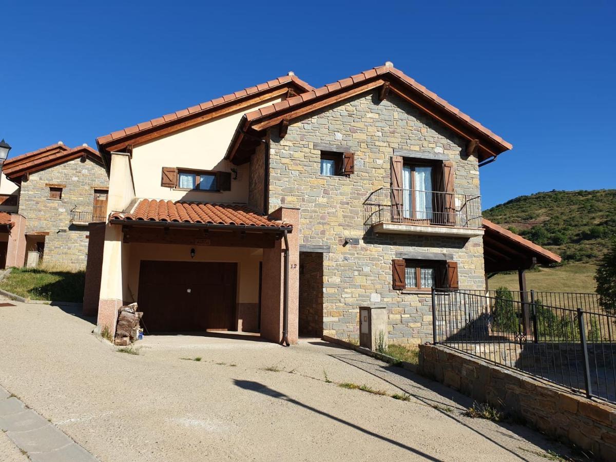 Chalet En El Pirineo De Aragon Neril エクステリア 写真